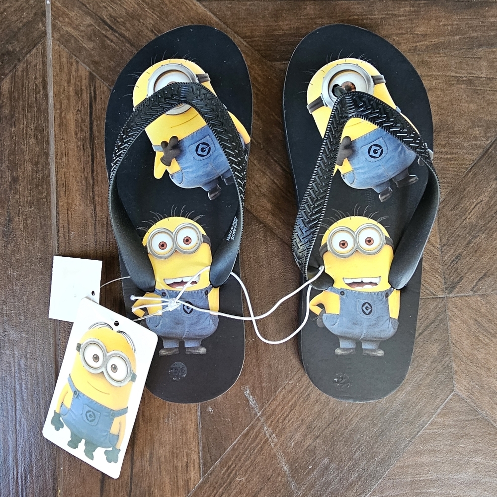 Minions Black Kids Flip Flops Size 2/3